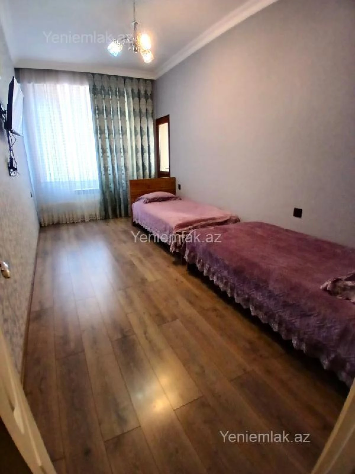 Satılır 3 otaqlı yeni tikili 135 m²