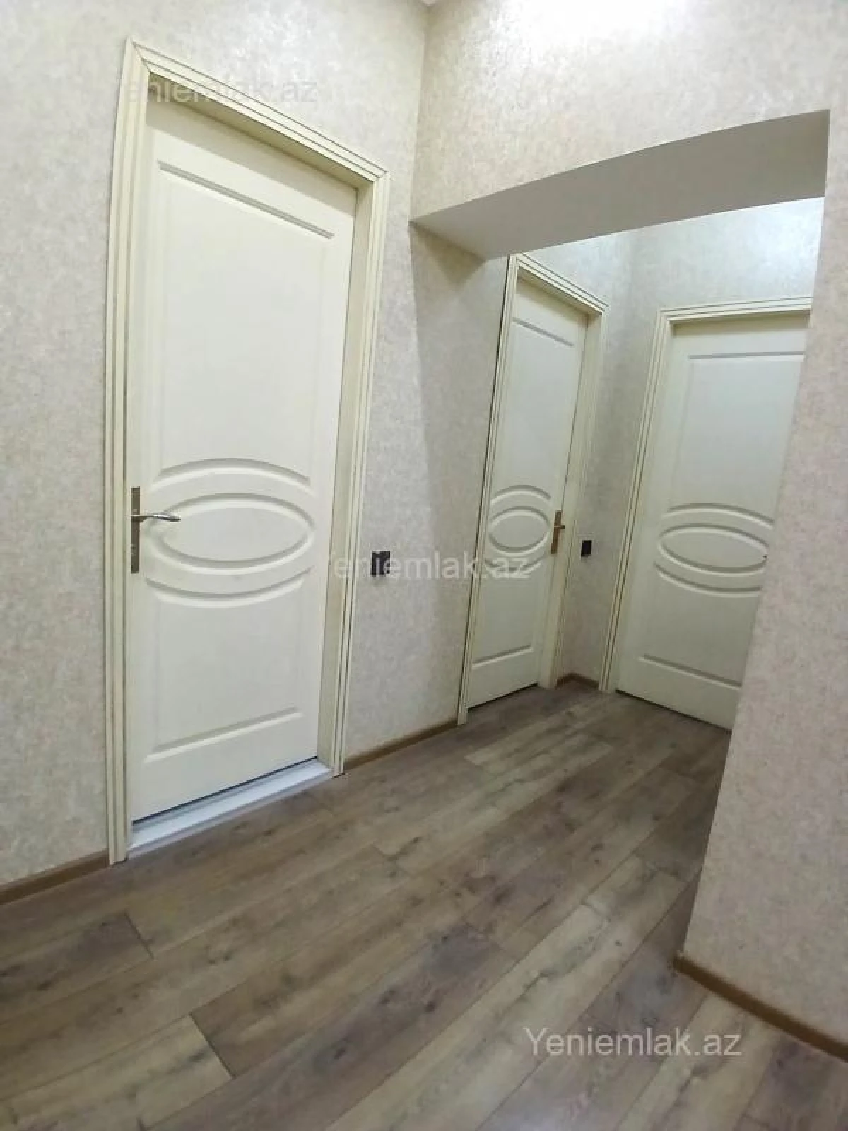Satılır 3 otaqlı yeni tikili 135 m²