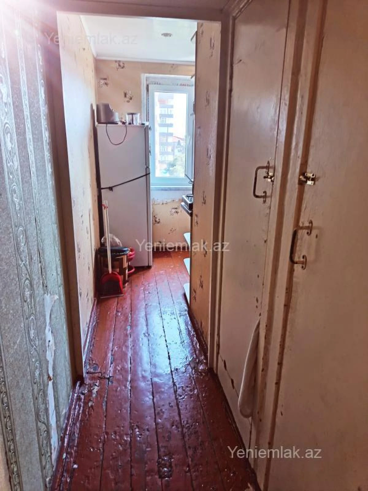 Satılır 2 otaqlı köhnə tikili 48 m²