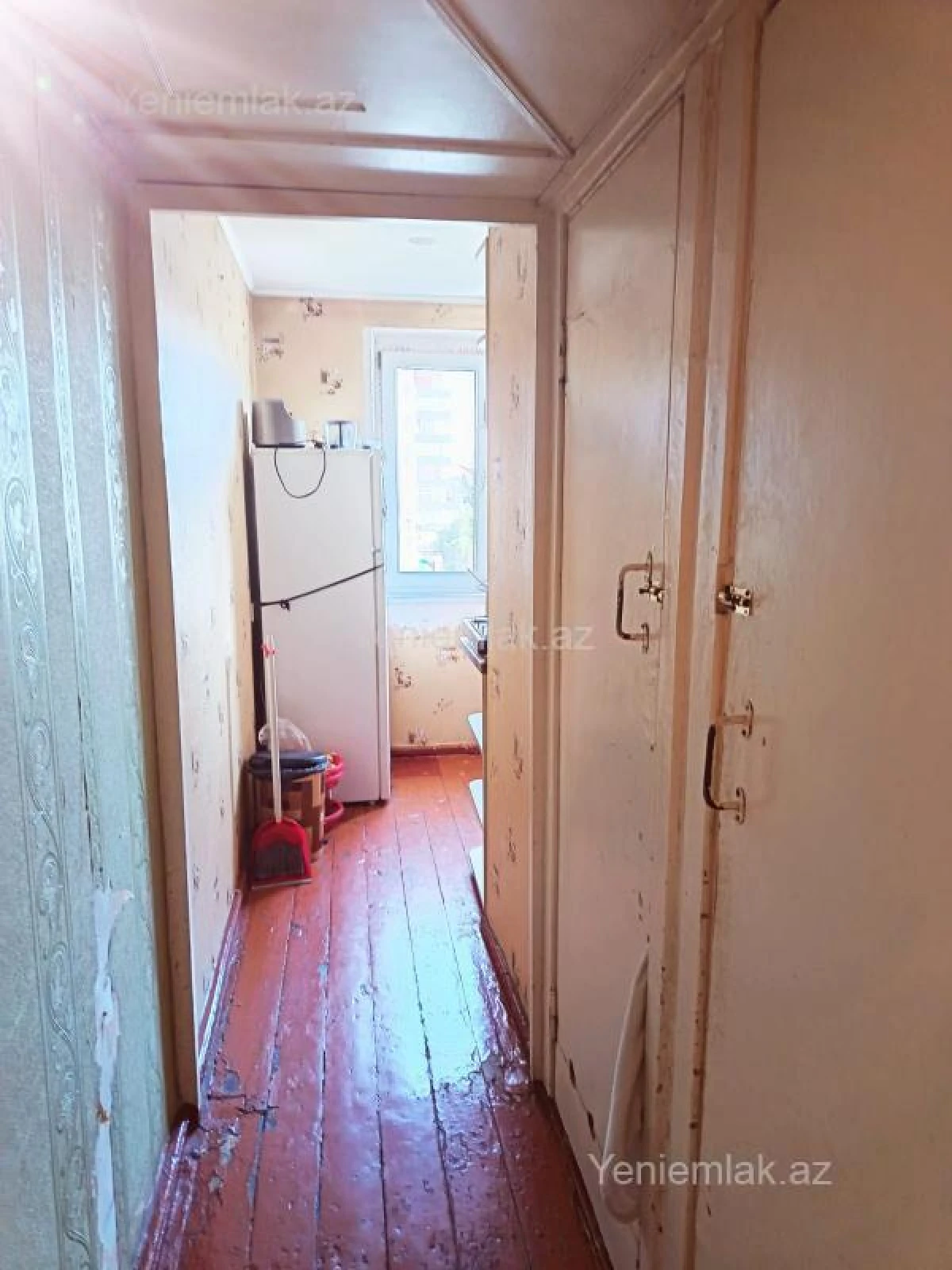 Satılır 2 otaqlı köhnə tikili 48 m²