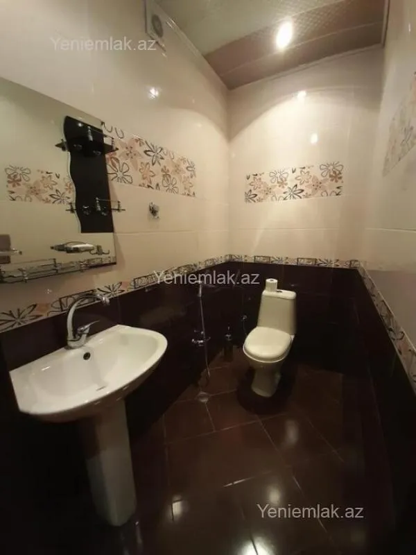 Satılır 3 otaqlı yeni tikili 121 m²