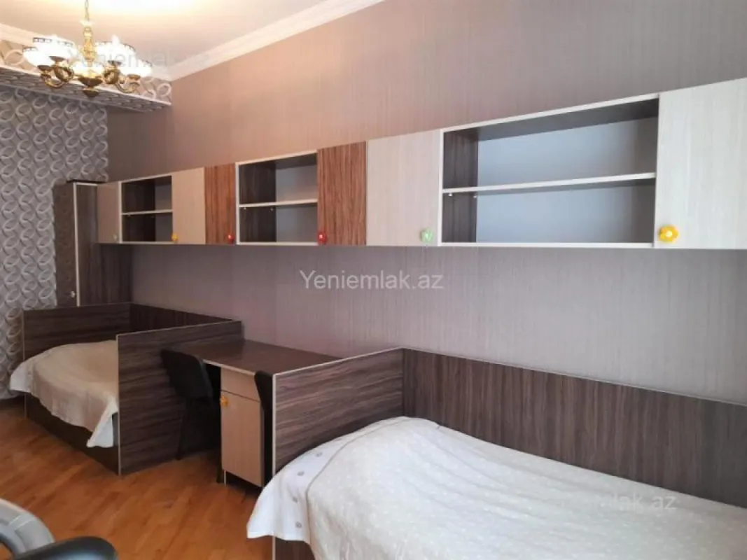Satılır 3 otaqlı yeni tikili 121 m²