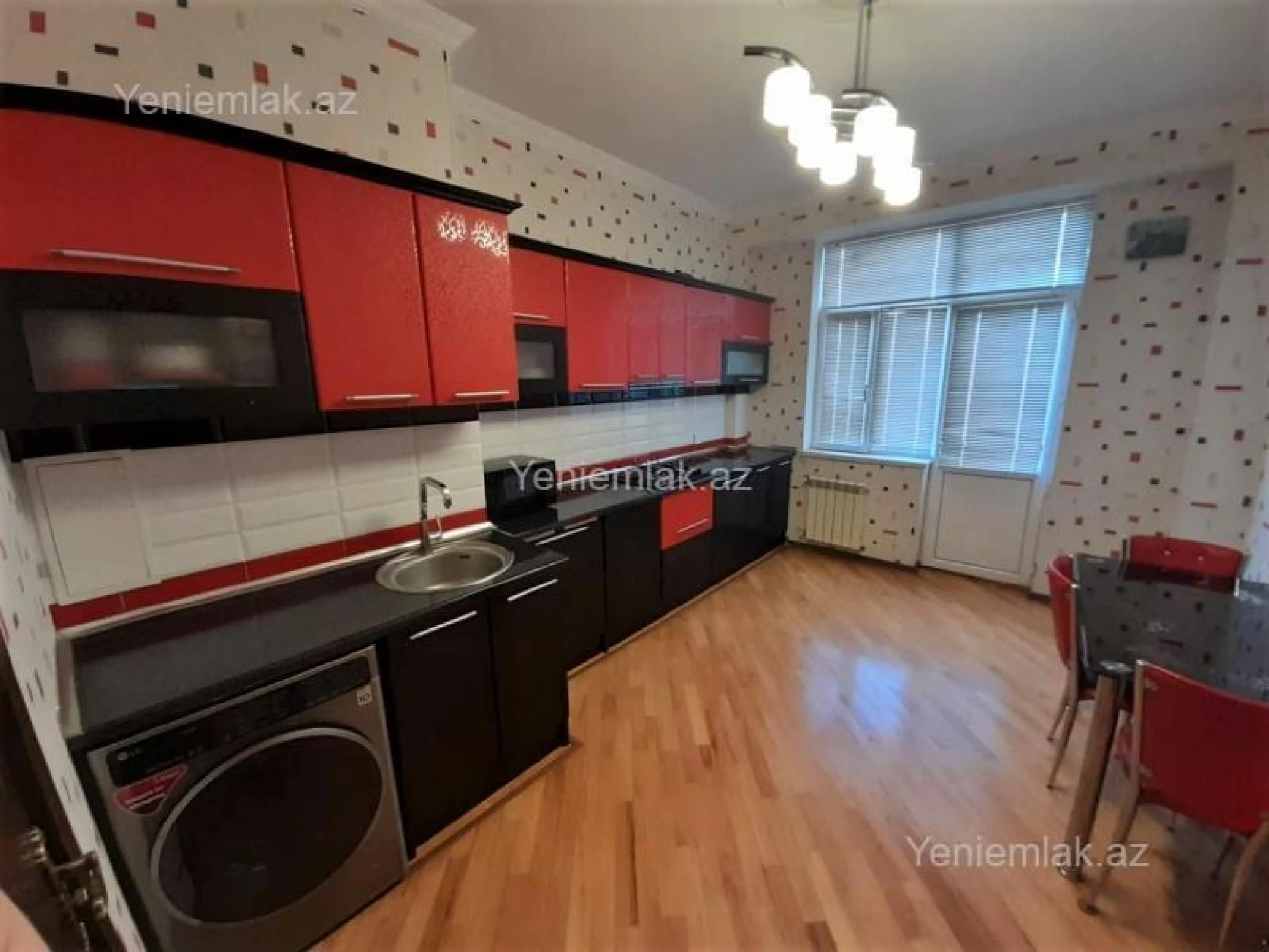 Satılır 3 otaqlı yeni tikili 121 m²