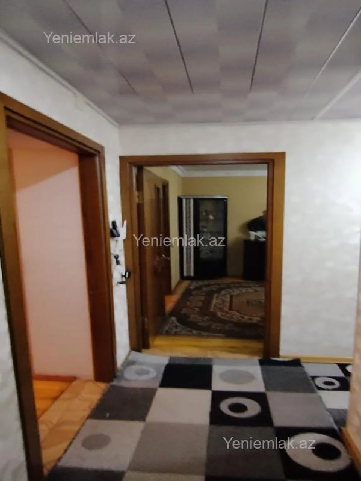 Satılır 3 otaqlı köhnə tikili 67 m²