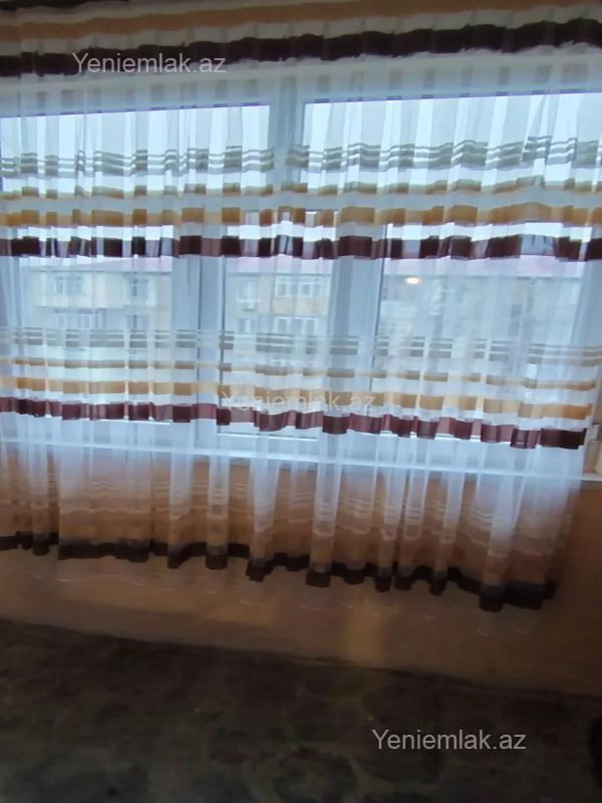 Satılır 3 otaqlı köhnə tikili 67 m²