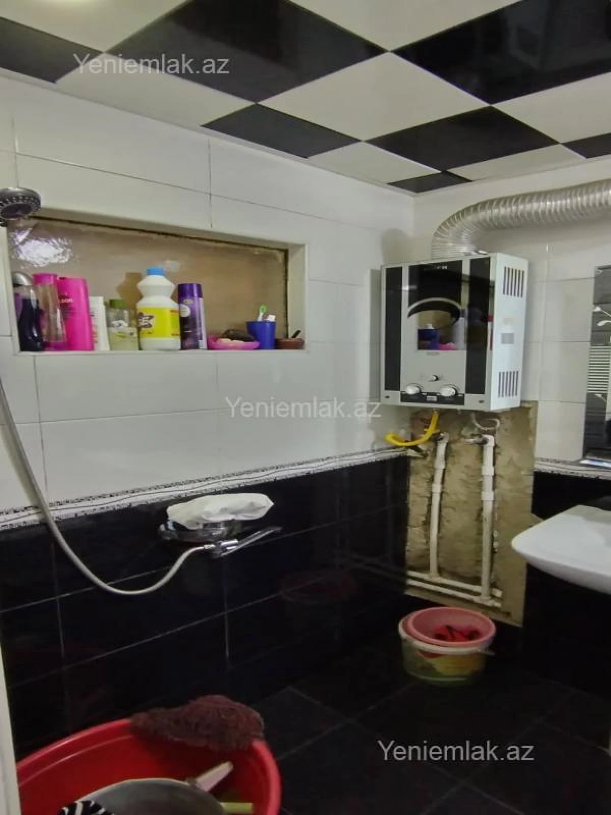 Satılır 3 otaqlı köhnə tikili 67 m²