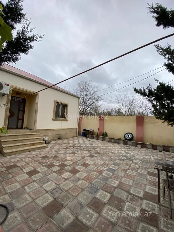 Satılır 3 otaqlı həyət evi 80 m²