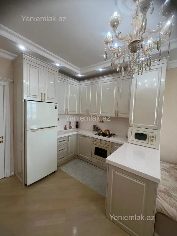 Satılır 3 otaqlı yeni tikili 88.5 m²
