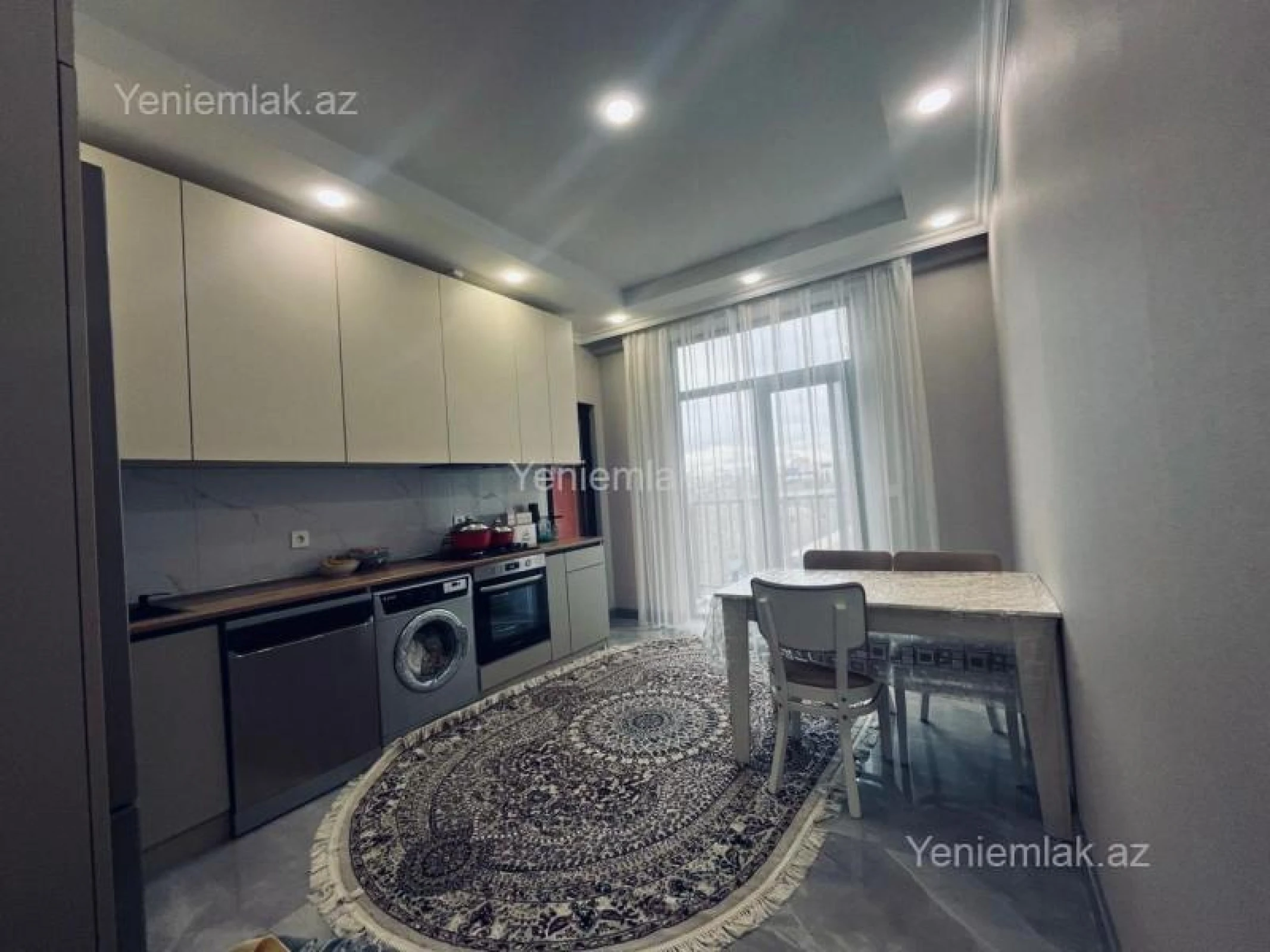 Satılır 2 otaqlı yeni tikili 82.5 m²
