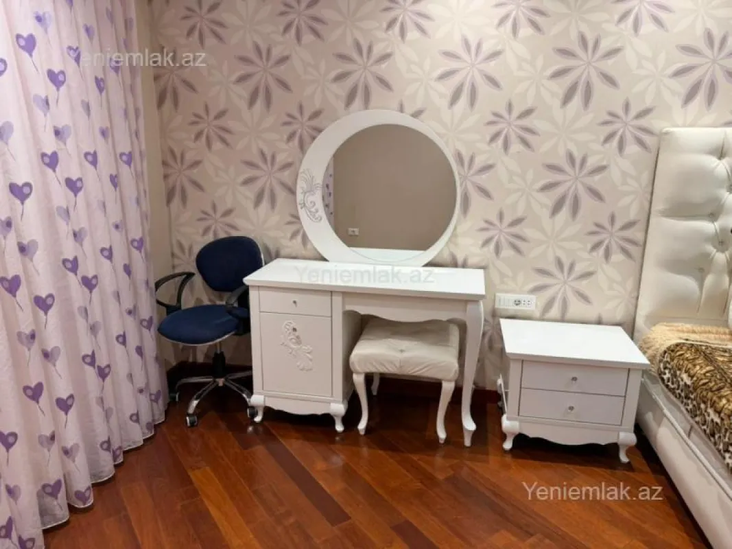 Satılır 4 otaqlı yeni tikili 170 m²