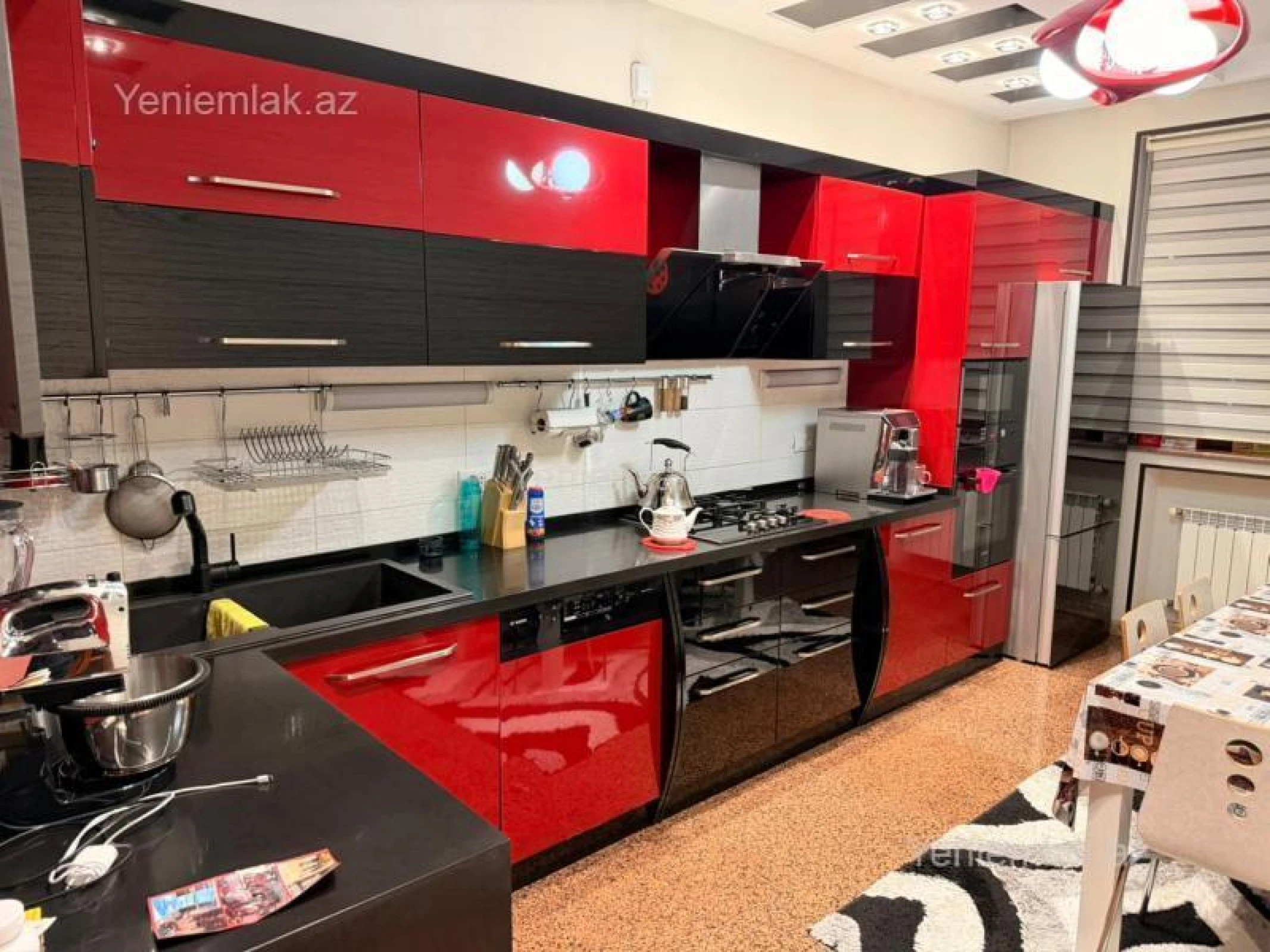 Satılır 4 otaqlı yeni tikili 170 m²