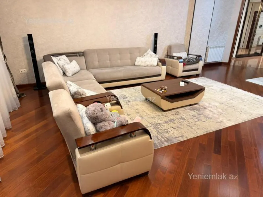Satılır 4 otaqlı yeni tikili 170 m²