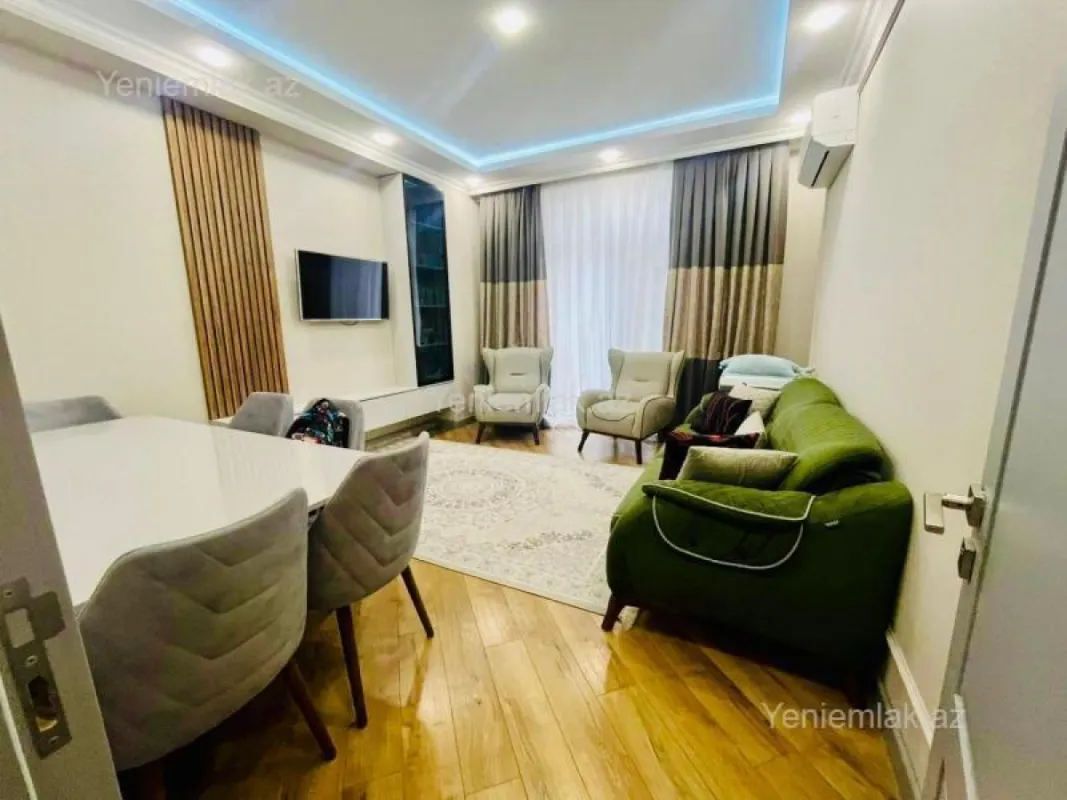 Satılır 2 otaqlı yeni tikili 82.5 m²