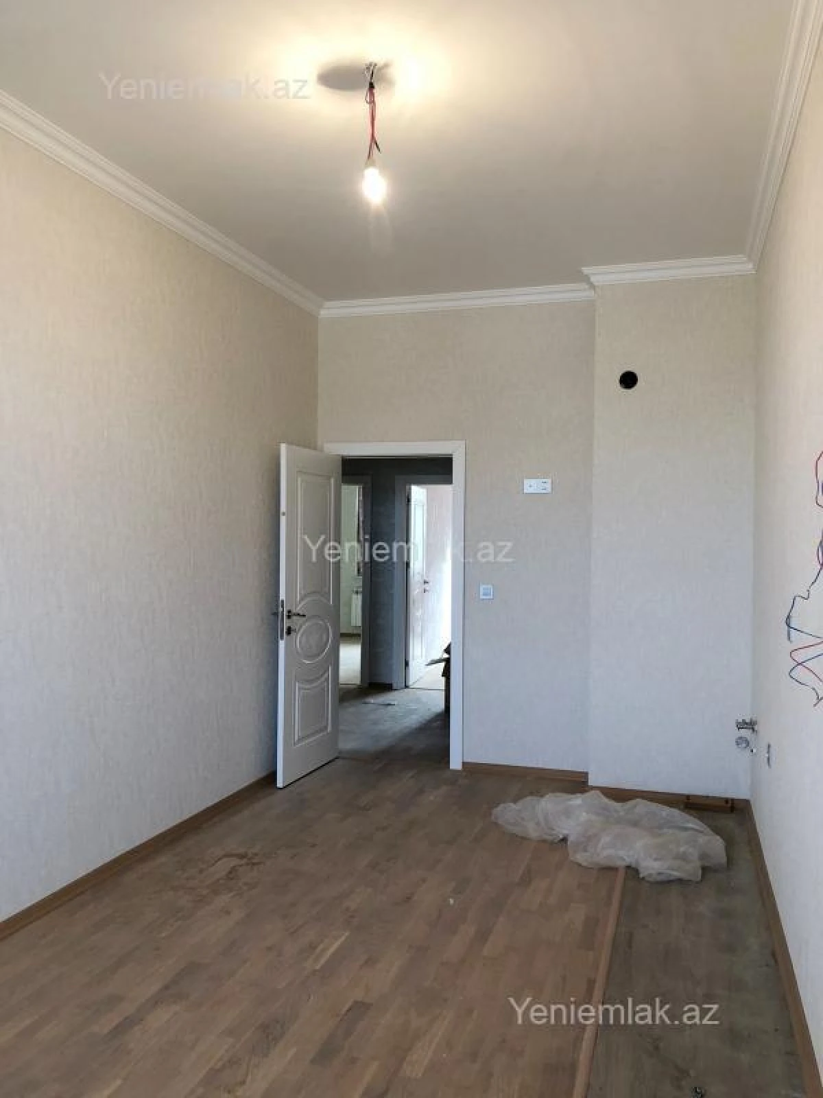 Satılır 3 otaqlı yeni tikili 105 m²