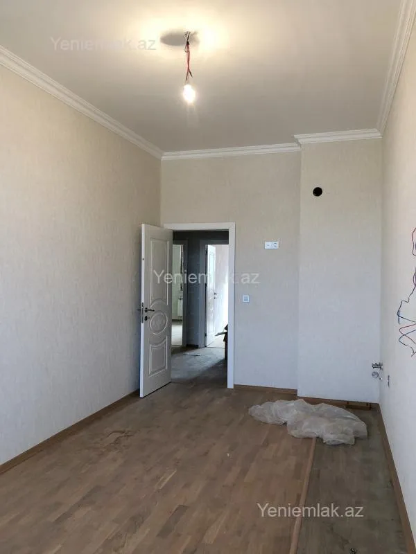 Satılır 3 otaqlı yeni tikili 105 m²