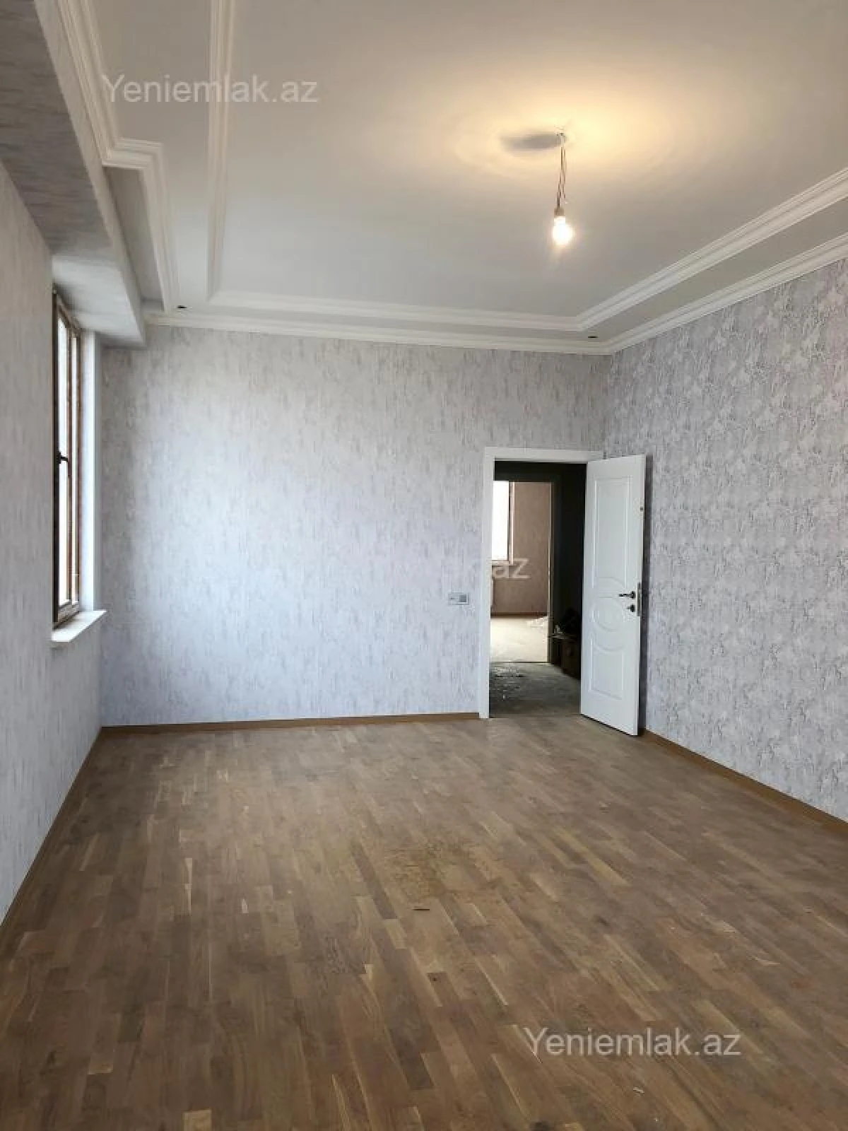 Satılır 3 otaqlı yeni tikili 105 m²