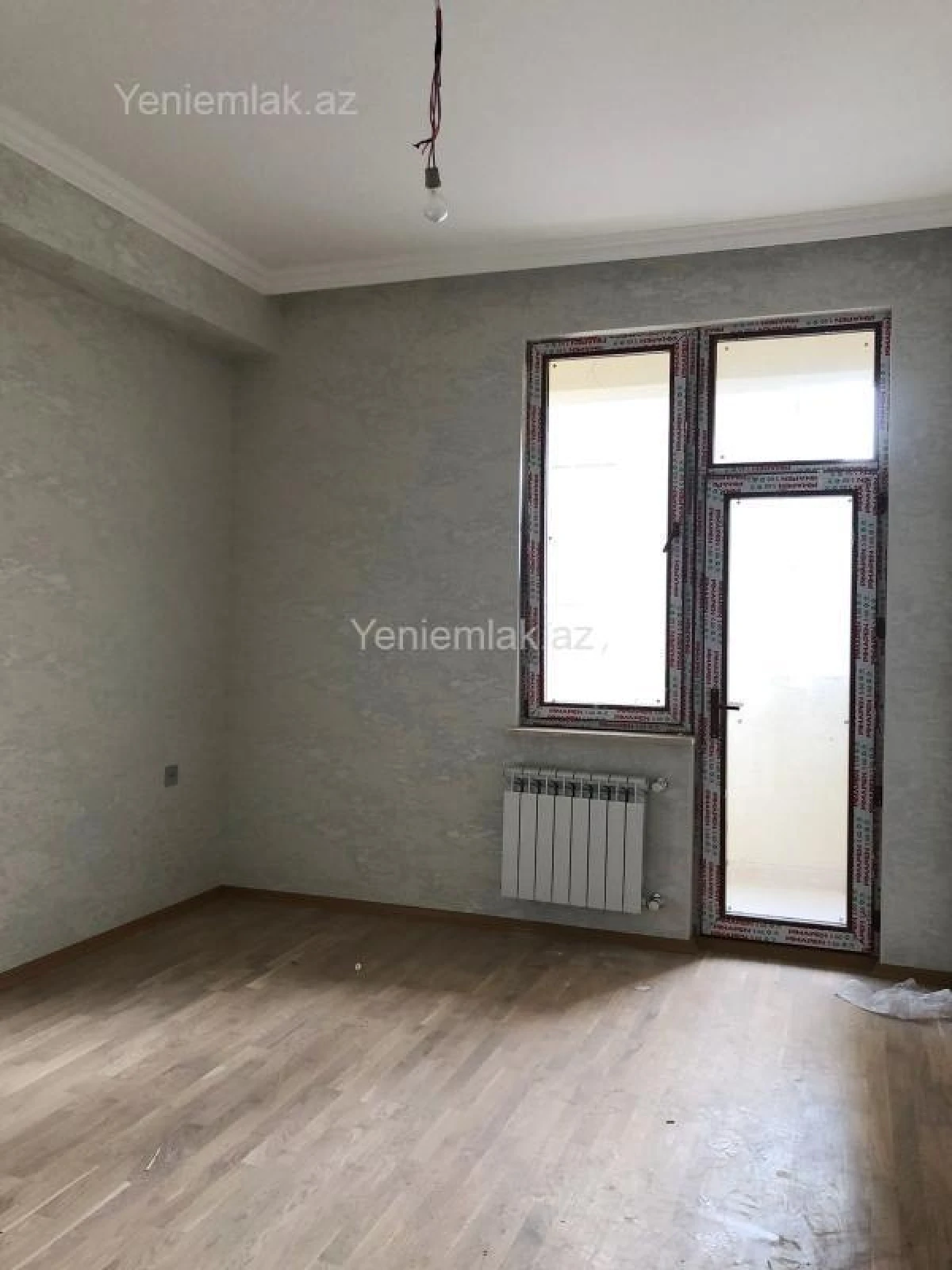 Satılır 3 otaqlı yeni tikili 105 m²