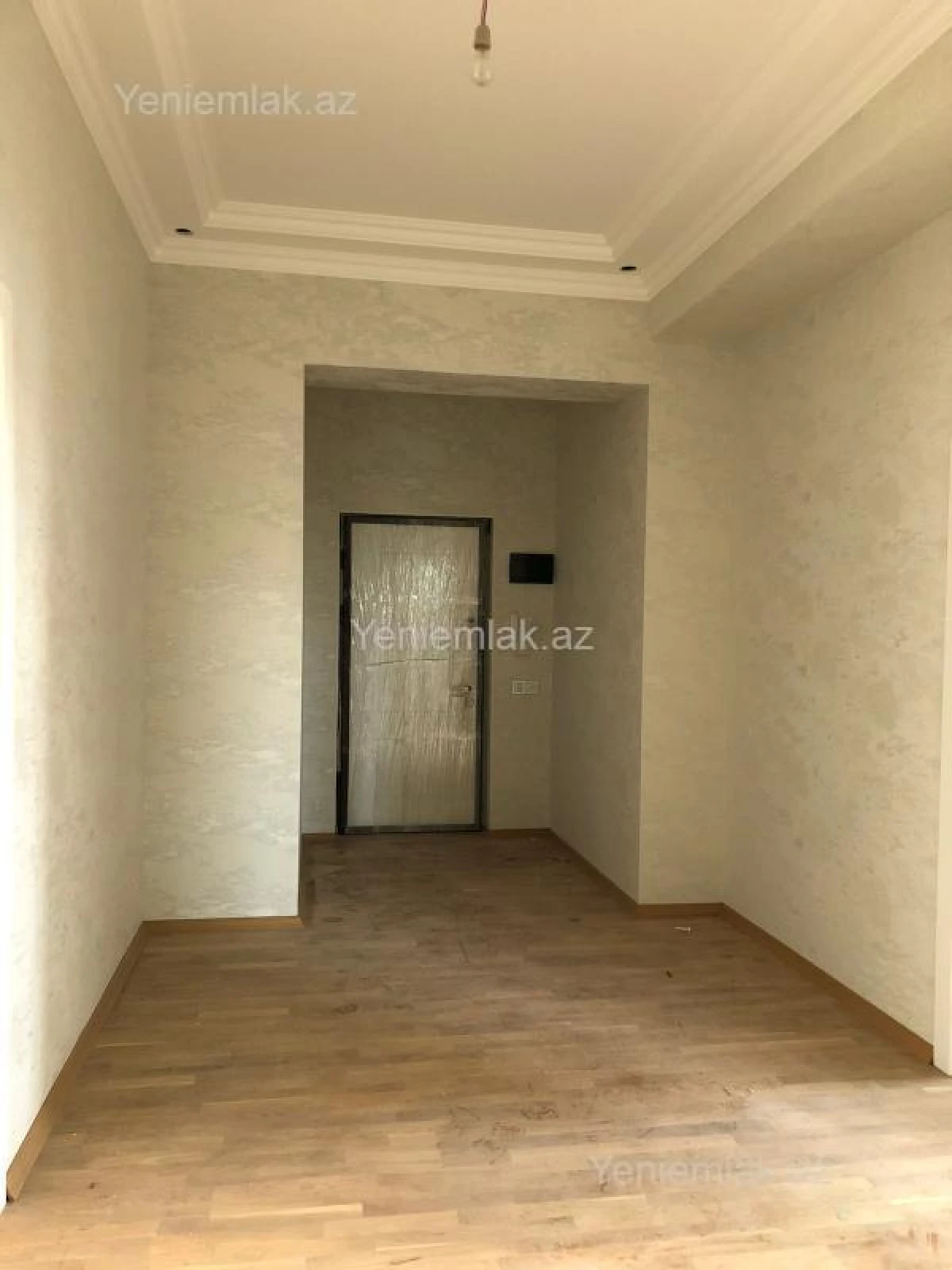 Satılır 3 otaqlı yeni tikili 105 m²