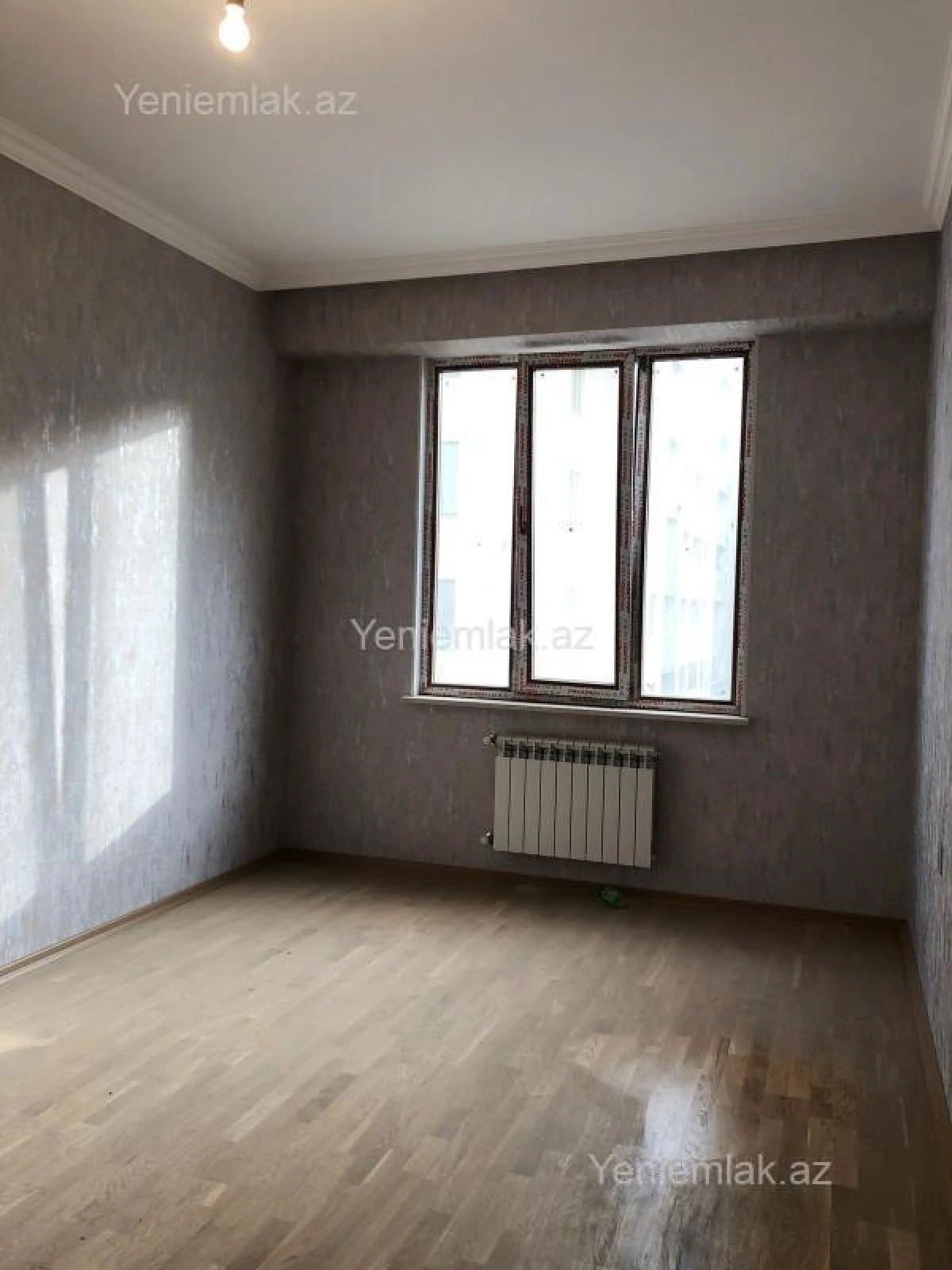 Satılır 3 otaqlı yeni tikili 105 m²
