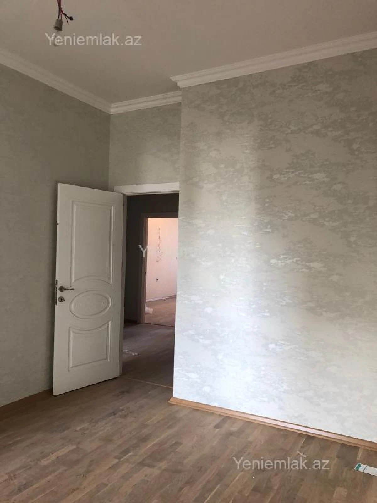 Satılır 3 otaqlı yeni tikili 105 m²