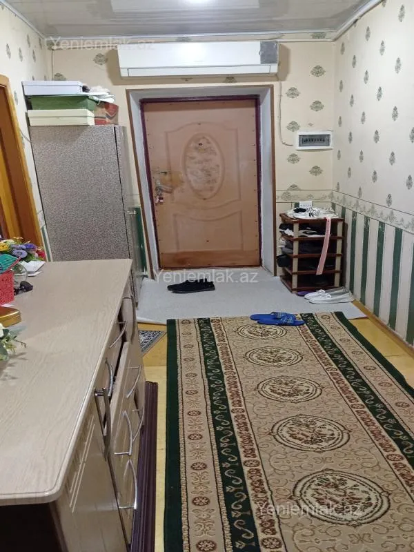 Satılır 3 otaqlı köhnə tikili 72 m²