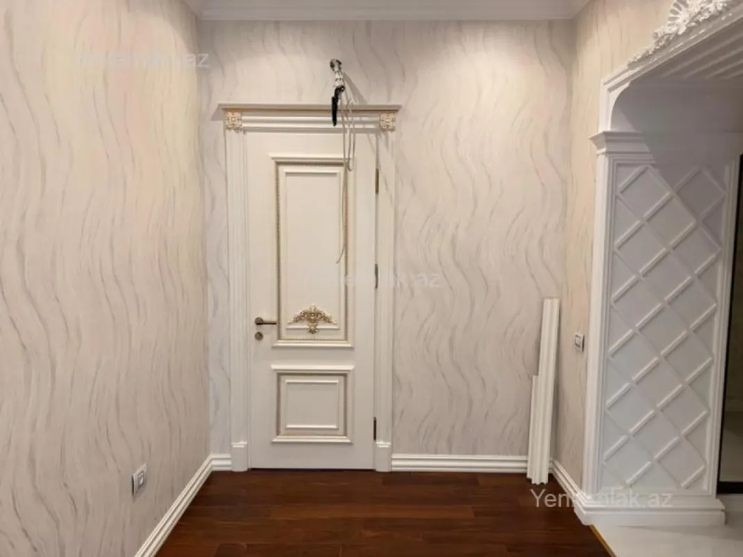 Satılır 4 otaqlı yeni tikili 170 m²