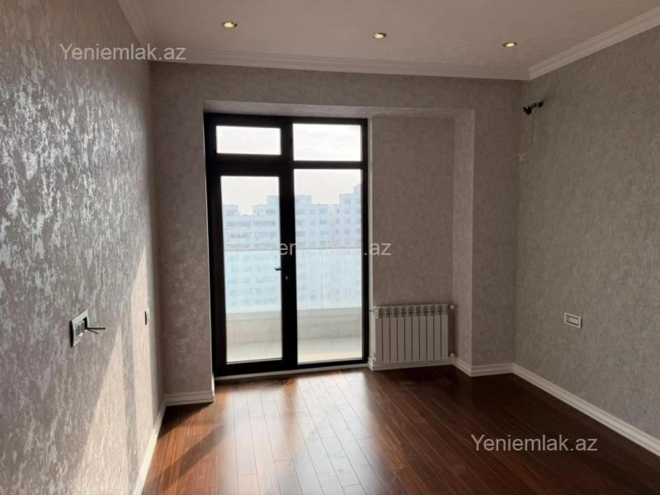 Satılır 4 otaqlı yeni tikili 170 m²