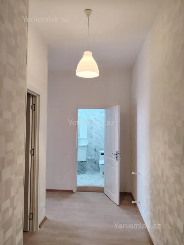 Satılır 2 otaqlı yeni tikili 65 m²