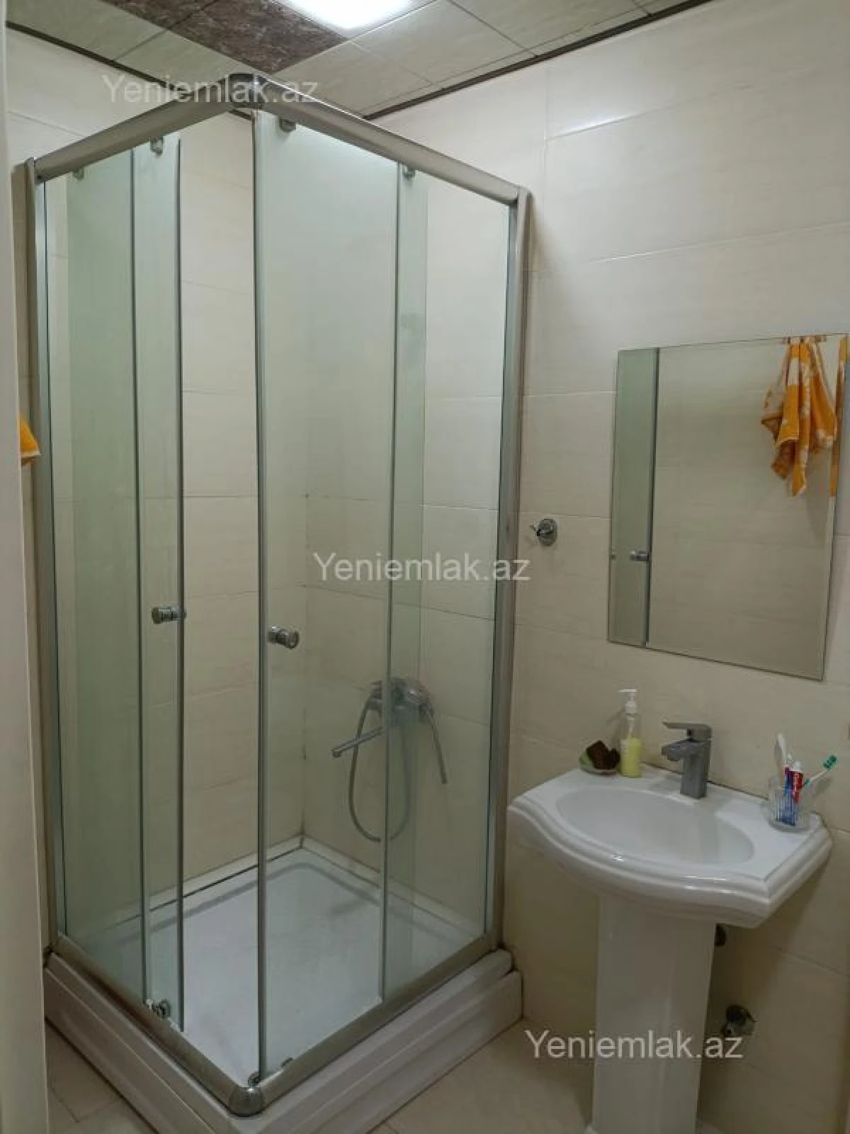 Satılır 2 otaqlı yeni tikili 64 m²