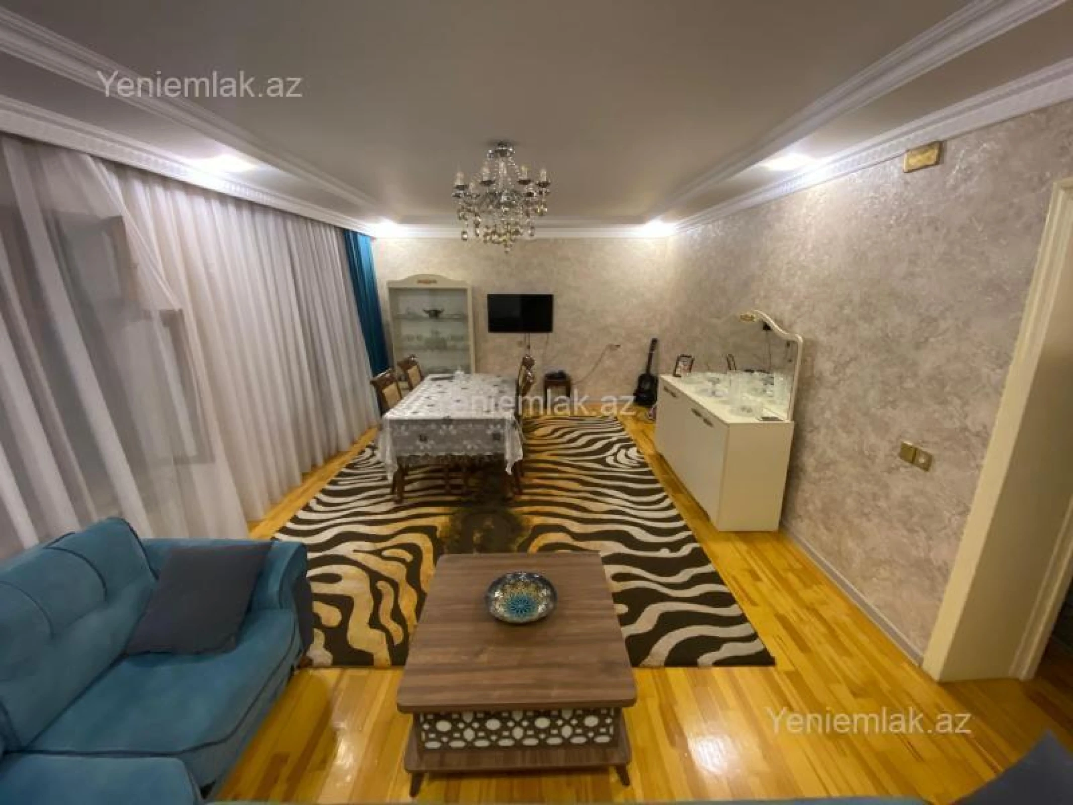 Satılır 3 otaqlı köhnə tikili 80 m²