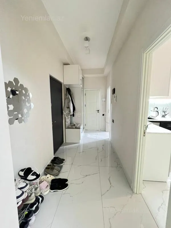 Satılır 2 otaqlı yeni tikili 68 m²