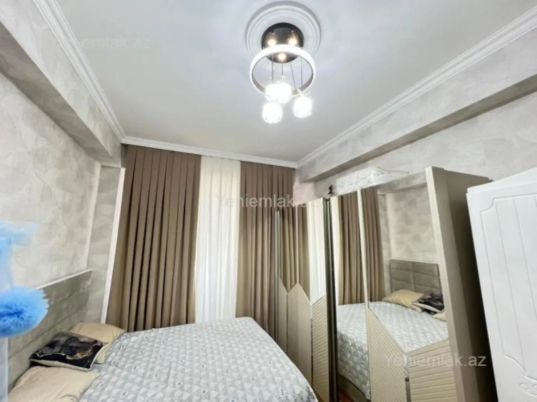 Satılır 2 otaqlı yeni tikili 68 m²