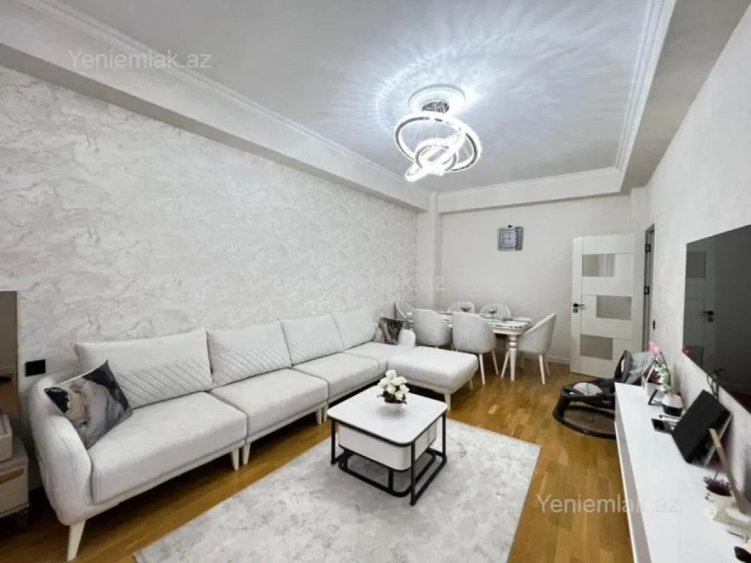 Satılır 2 otaqlı yeni tikili 68 m²