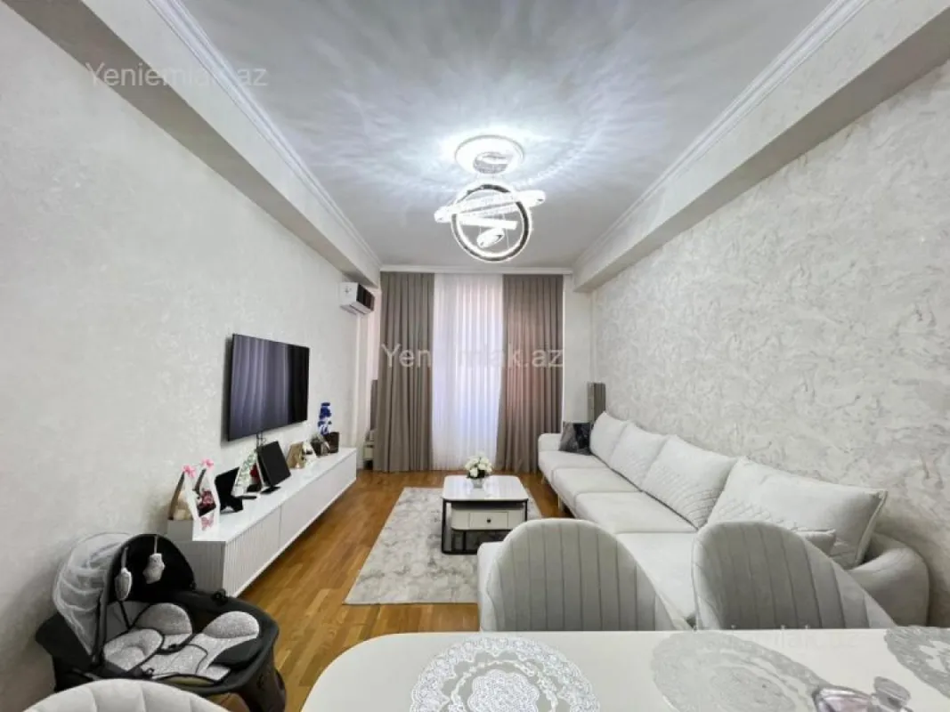 Satılır 2 otaqlı yeni tikili 68 m²