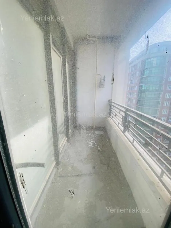 Satılır 2 otaqlı yeni tikili 76 m²