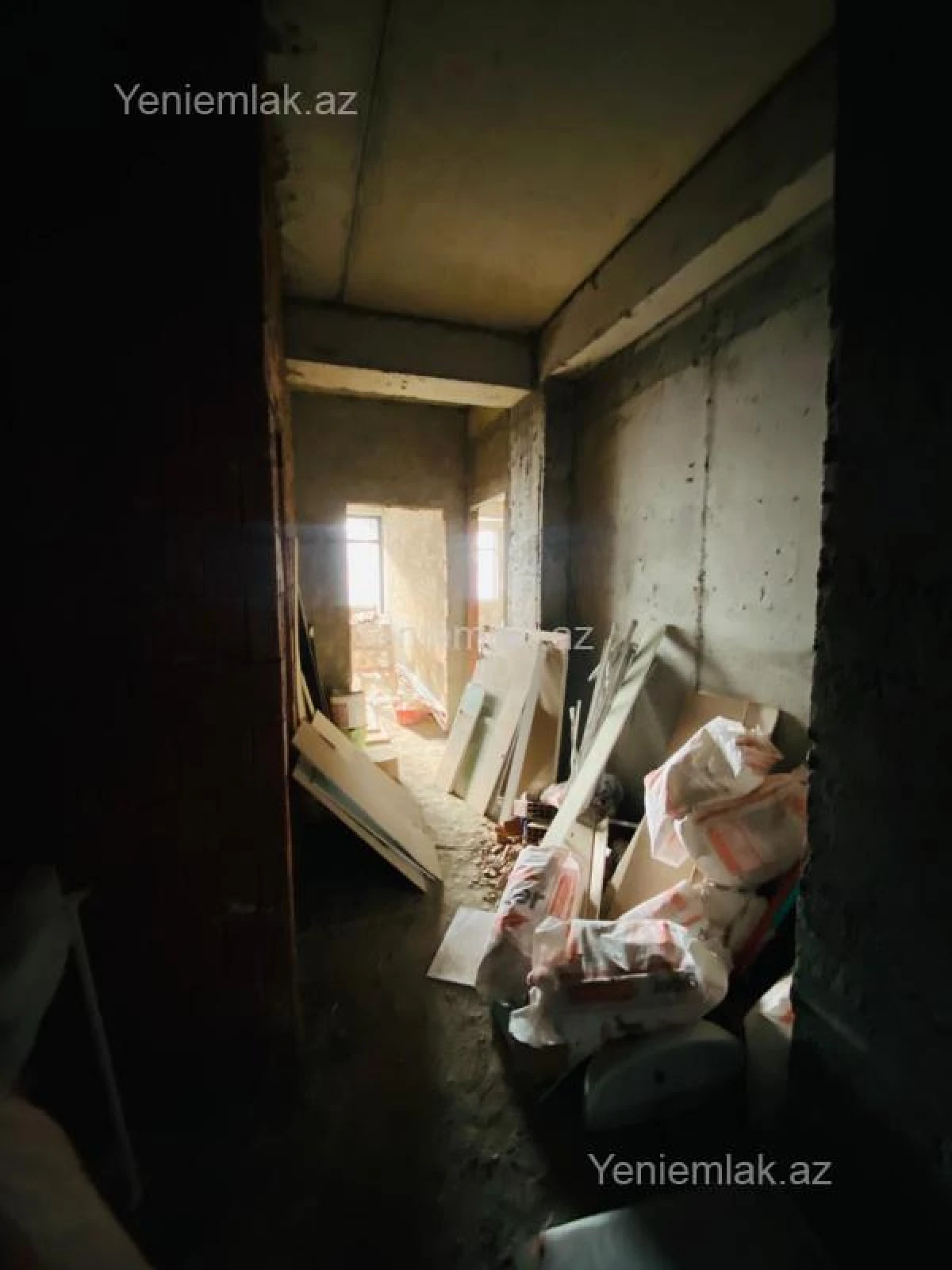 Satılır 2 otaqlı yeni tikili 76 m²