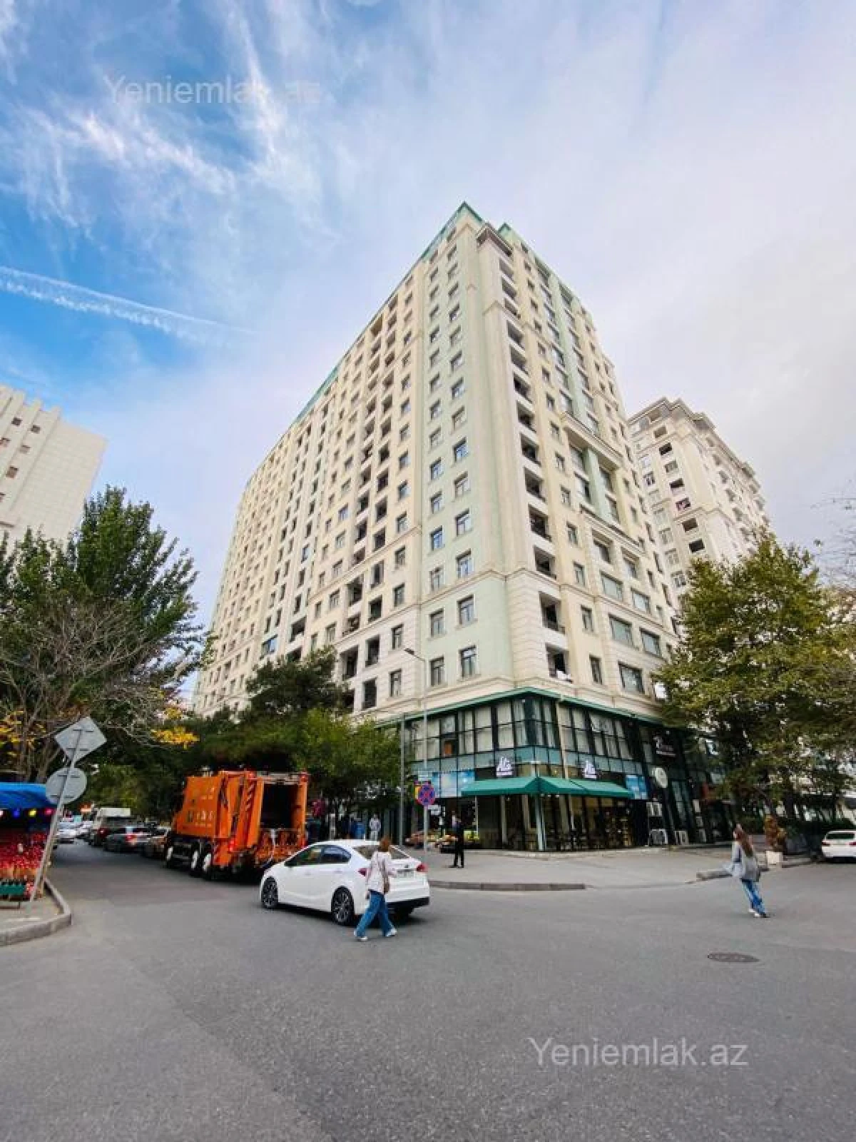 Satılır 2 otaqlı yeni tikili 76 m²