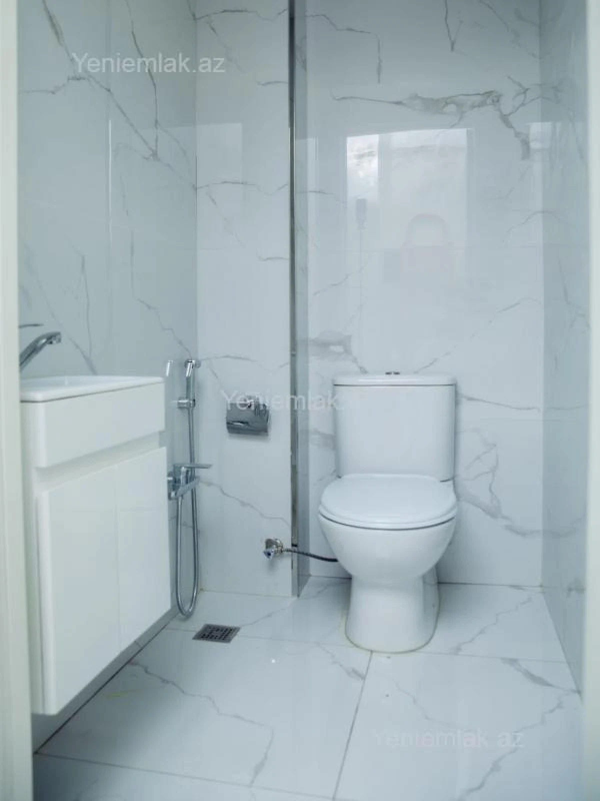 Satılır 4 otaqlı yeni tikili 150 m²