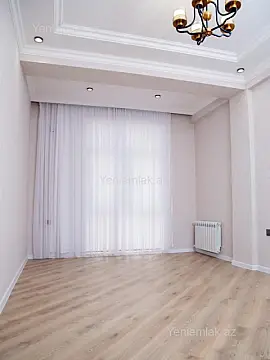 Satılır 4 otaqlı yeni tikili 150 m²