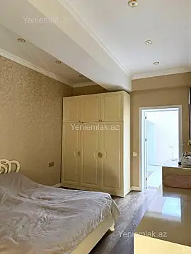Satılır 4 otaqlı yeni tikili 165 m²