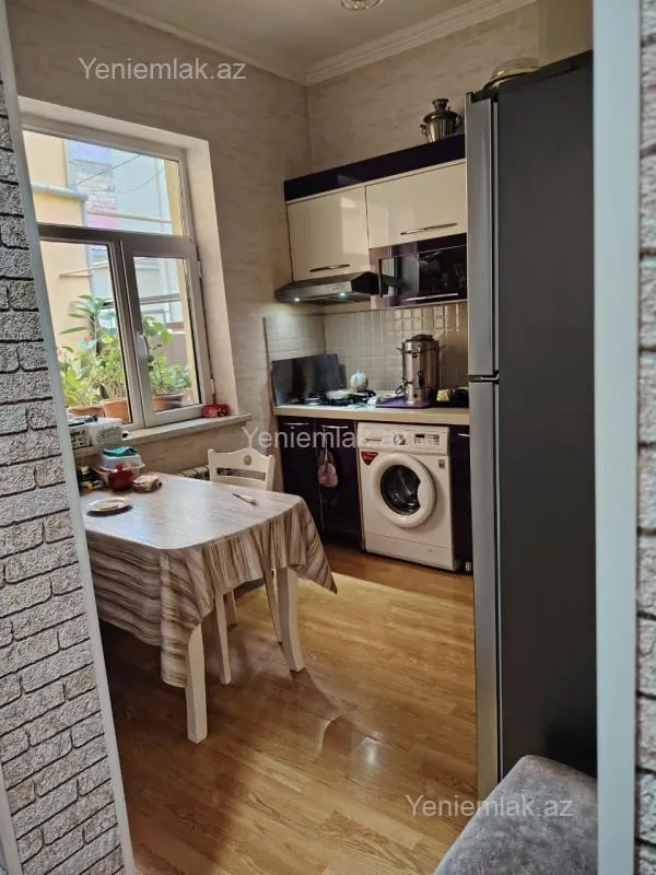 Satılır 4 otaqlı həyət evi 100 m²