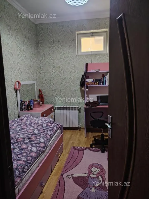 Satılır 4 otaqlı həyət evi 100 m²