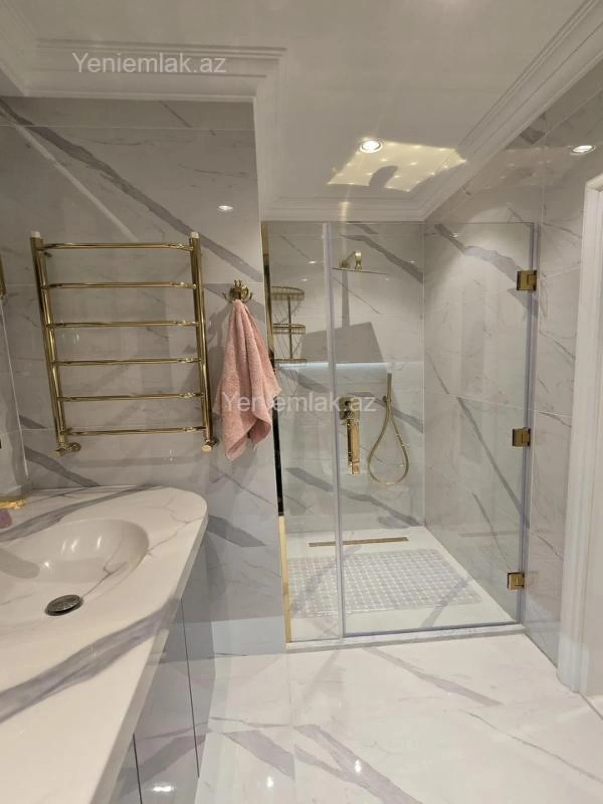 Satılır 2 otaqlı yeni tikili 97 m²