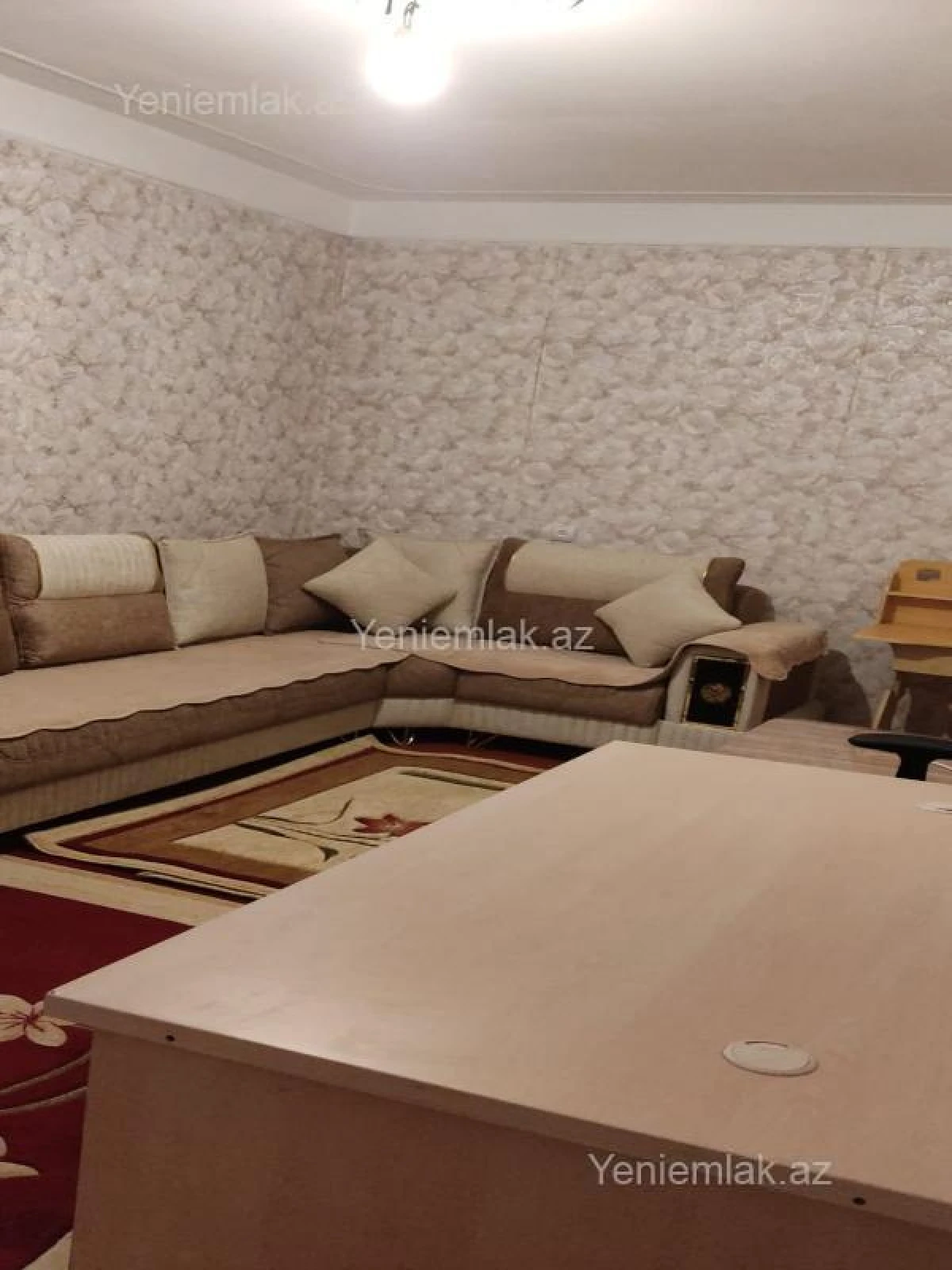 Satılır 2 otaqlı köhnə tikili 54 m²