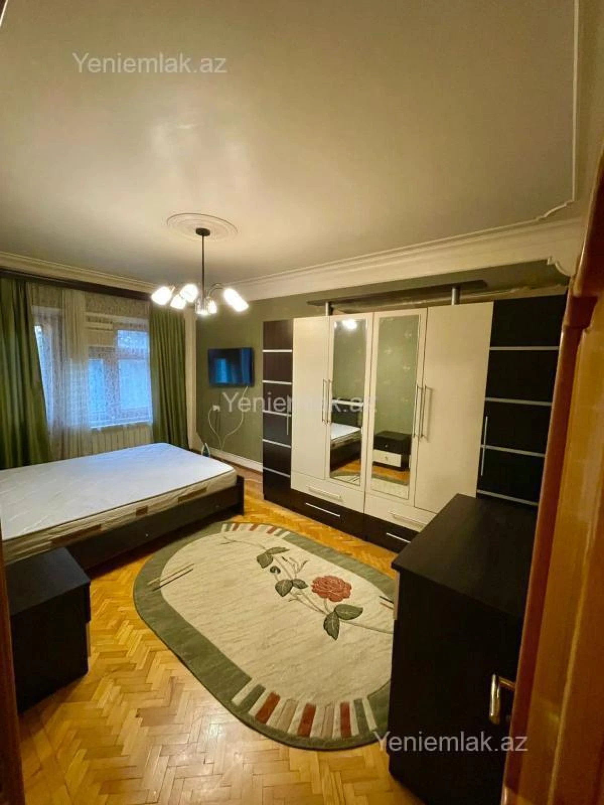 Satılır 2 otaqlı köhnə tikili 60.5 m²