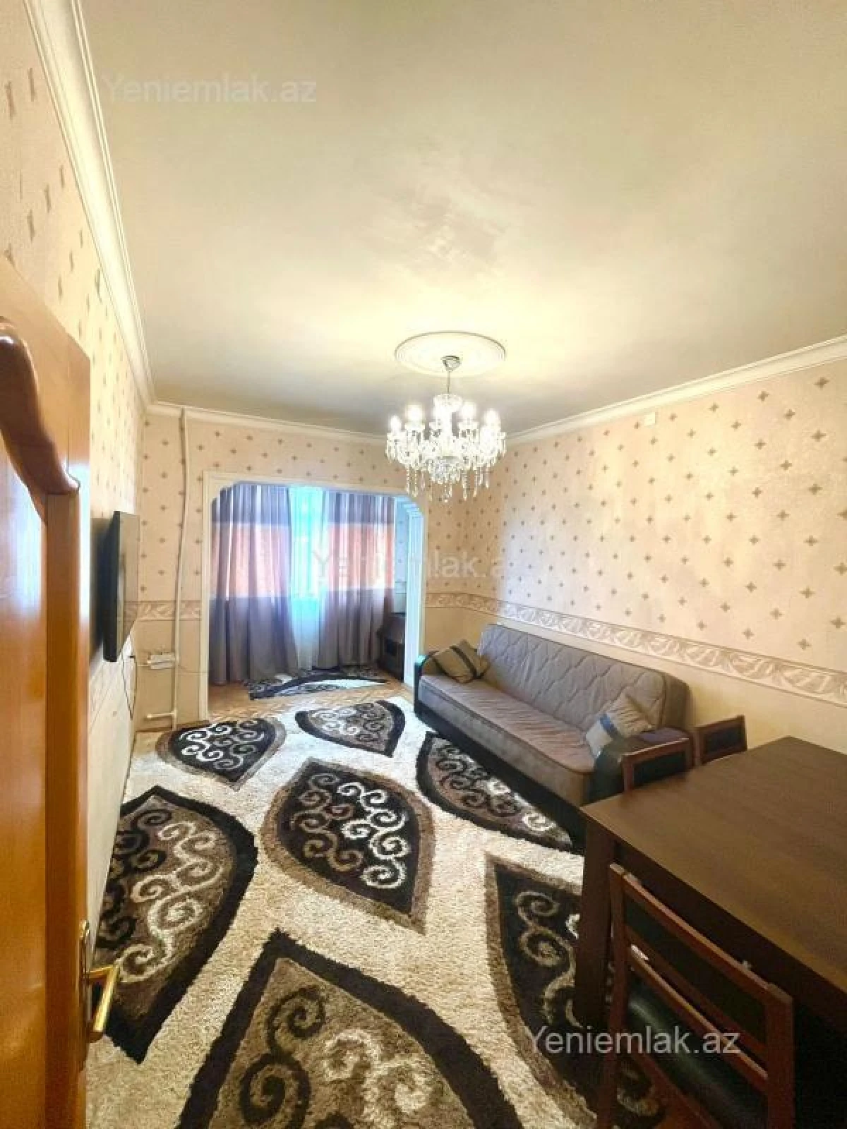 Satılır 2 otaqlı köhnə tikili 60.5 m²