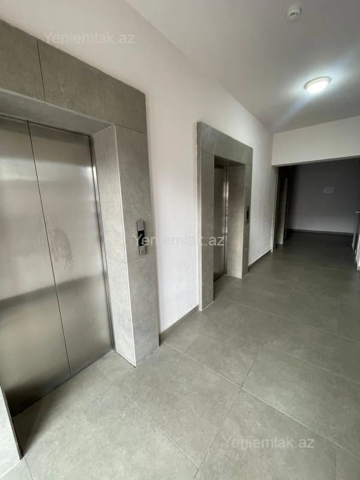 Satılır 2 otaqlı yeni tikili 55 m²