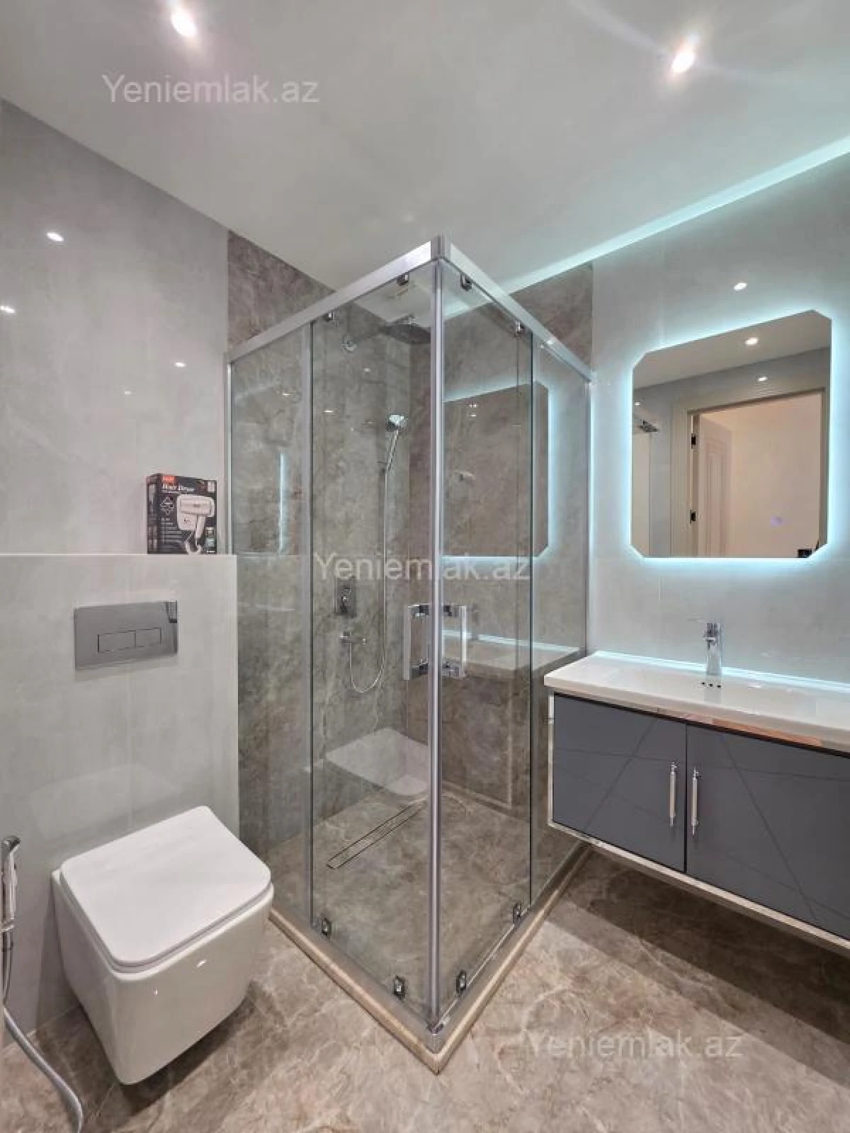 Satılır 3 otaqlı yeni tikili 127 m²