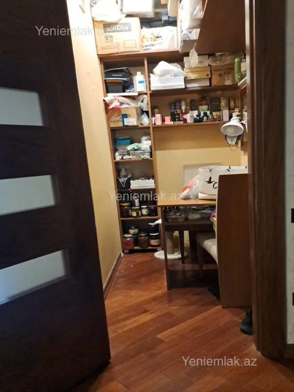 Satılır 3 otaqlı yeni tikili 100 m²