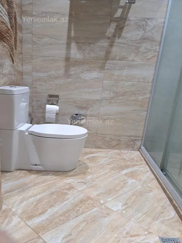 Satılır 3 otaqlı yeni tikili 100 m²